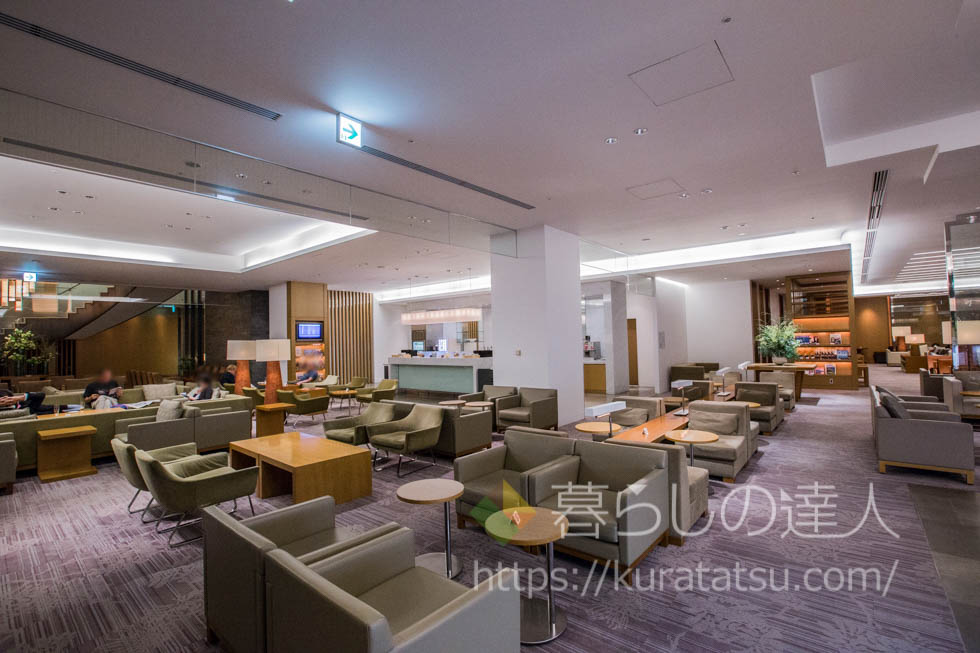 空港ラウンジの基本からラウンジに無料アクセスできるおすすめクレジットカードまでわかりやすく解説